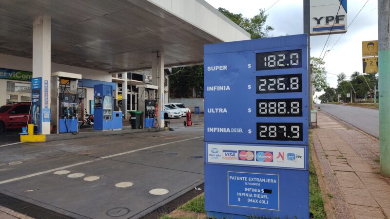 YPF ajustó los precios este domingo, el aumento llegó al 6 por ciento