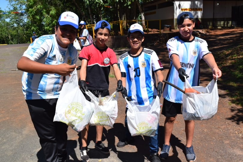 TeRRestRis realizó una jornada de plogging para cerrar el año