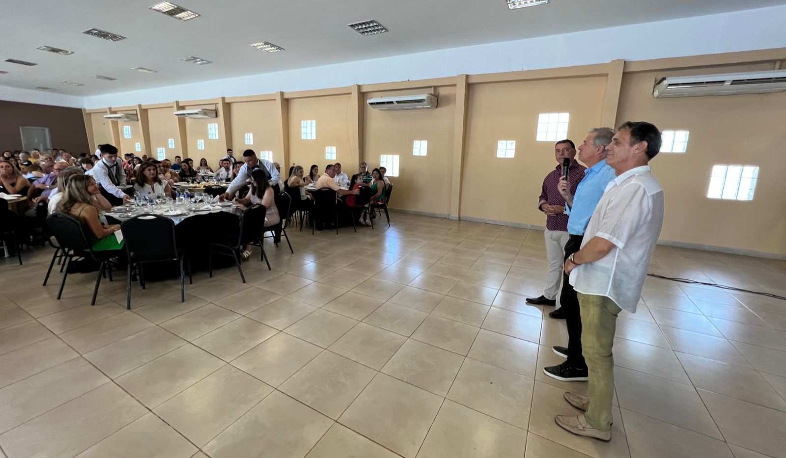 “Nuestro deseo para el 2023 es que trabajemos juntos a la par”