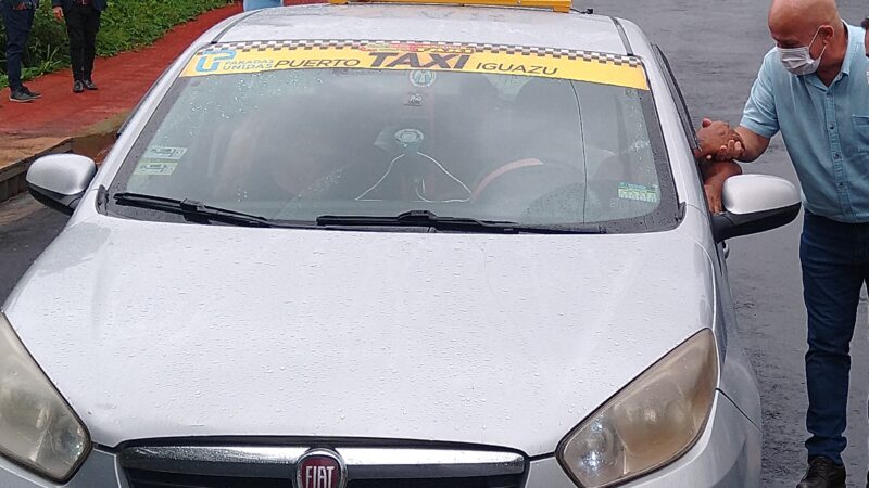 Iguazú: El municipio se comprometió a trabajar en la regularización de las tarifas de taxis y remises
