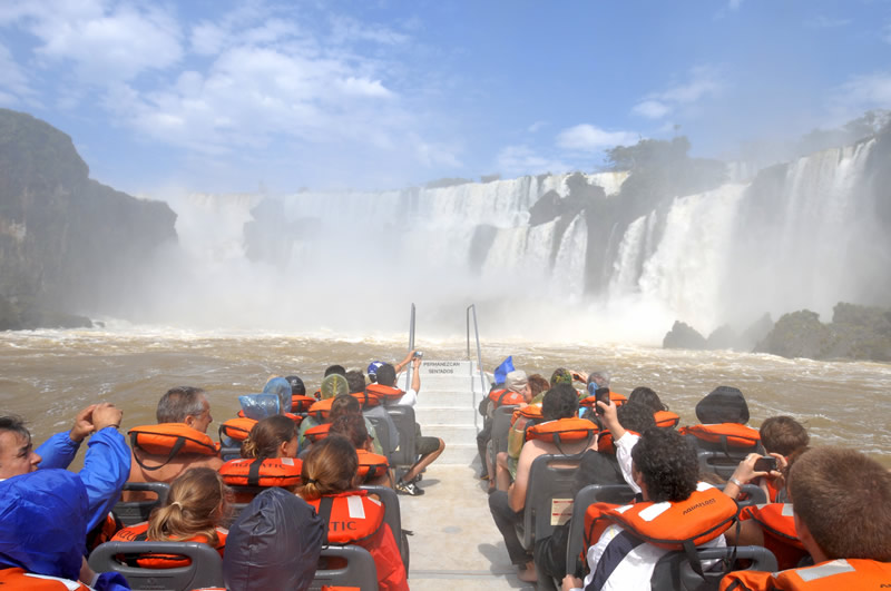 Aumentó al caudal del rio Iguazú y se rehabilitó la gran aventura