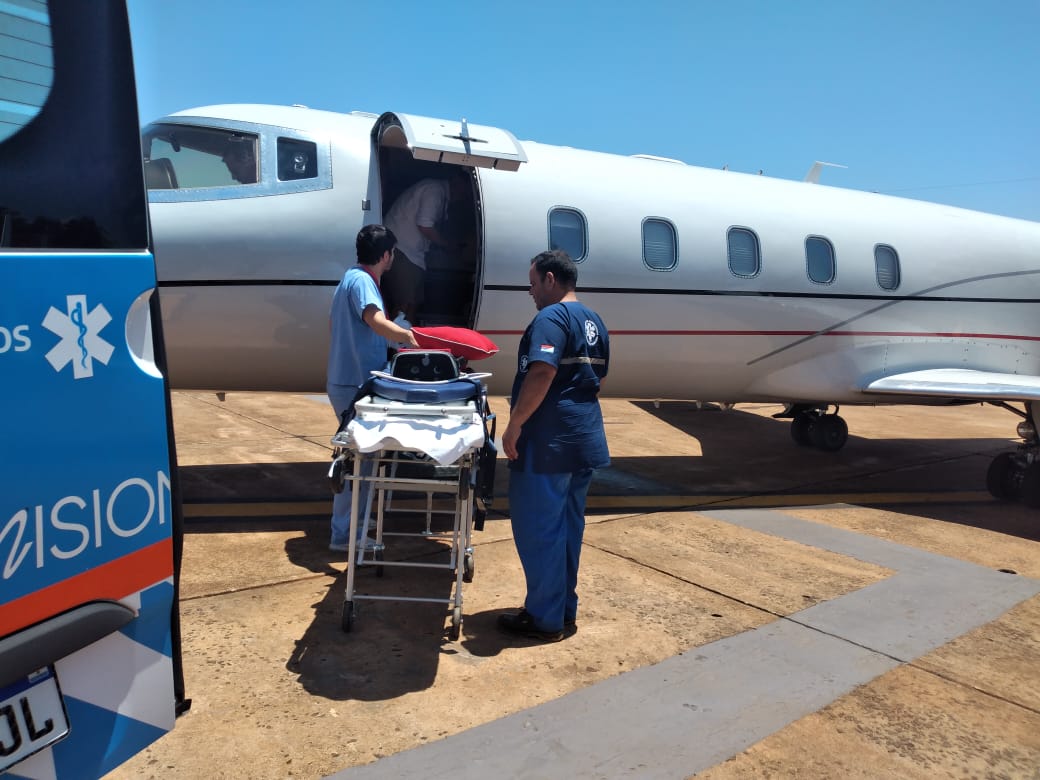 Misionero tuvo un accidente en Brasil y fue trasladado a Posadas en un vuelo sanitario