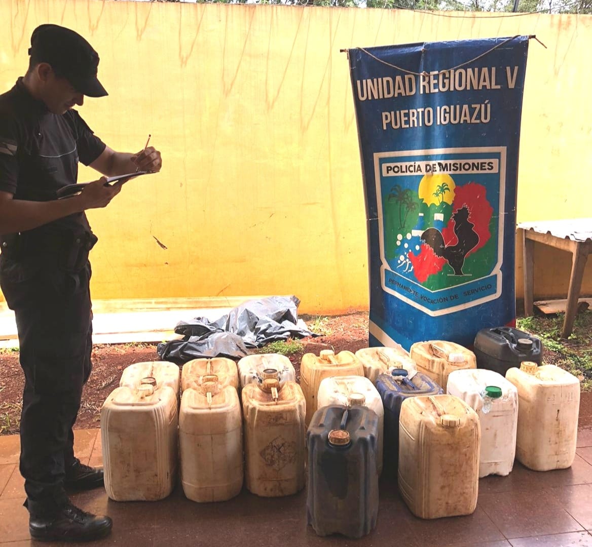 En un control vehicular incautaron 300 litros de combustible en Colonia Wanda