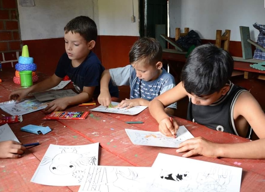Lanzaron la colecta de útiles “ayúdame a escribir mis sueños”