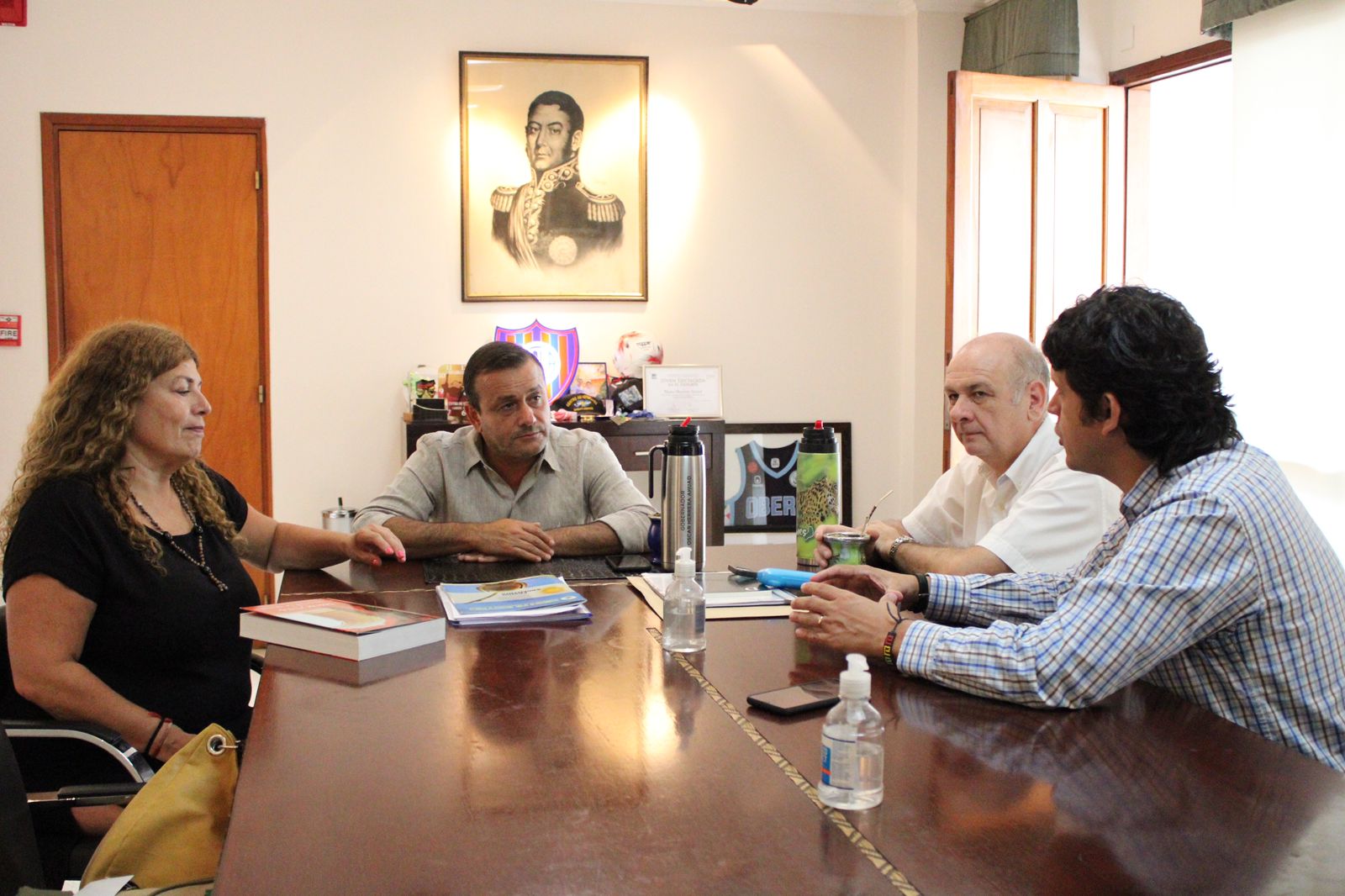 Firmaron un convenio para continuar trabajando en la prevención y atención de las adicciones