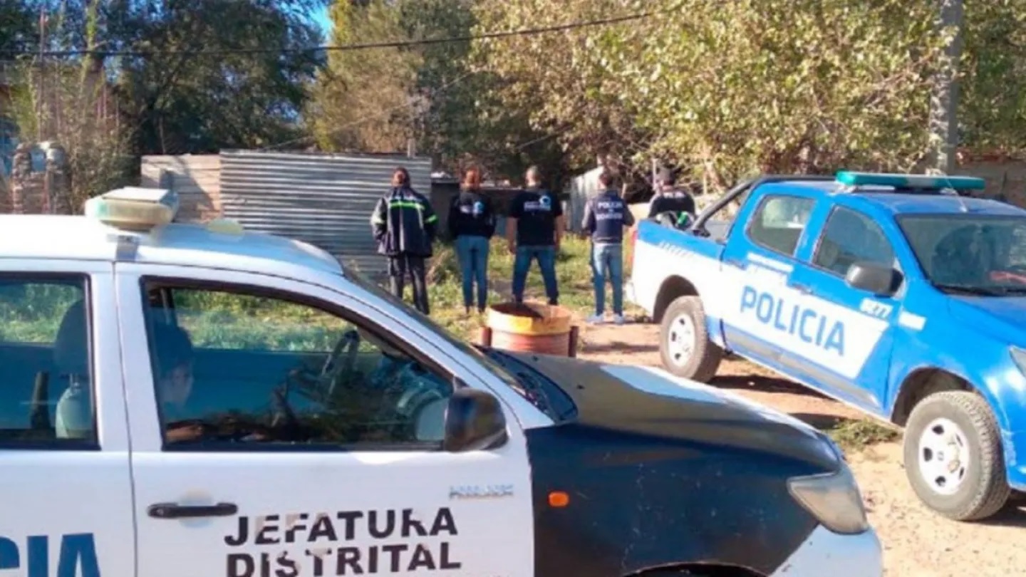 Una beba de 21 días llegó muerta al hospital y con signos de abuso sexual: la Policía detuvo a sus padres