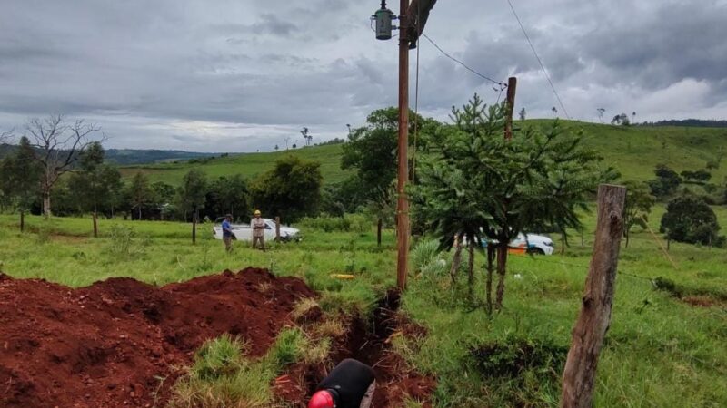 En Irigoyen extendieron el tendido eléctrico beneficiando a familias de la zona rural