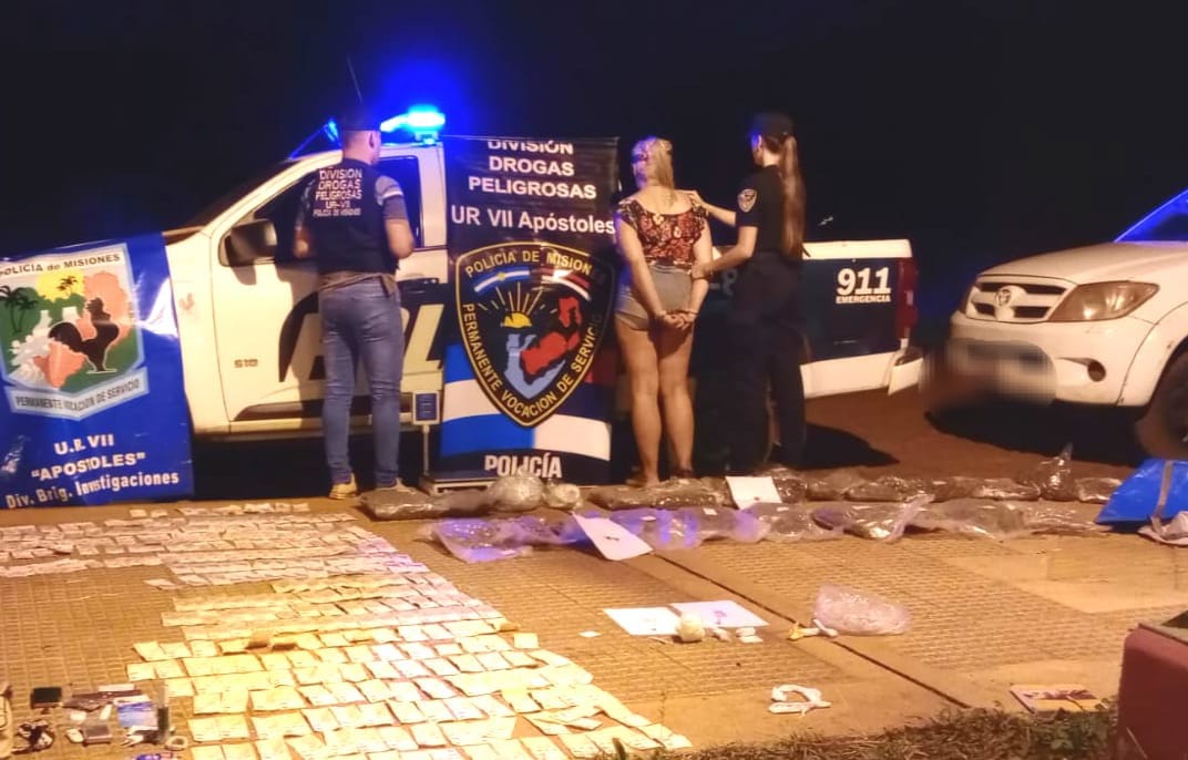 Capturaron a una mujer que llevaba 24 bolsas de droga valuada en 16 millones de pesos