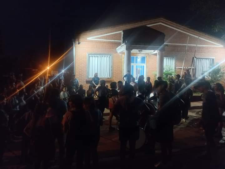 Alumnos de las EPET Nº 33 cortarán la ruta este jueves si no reciben respuestas