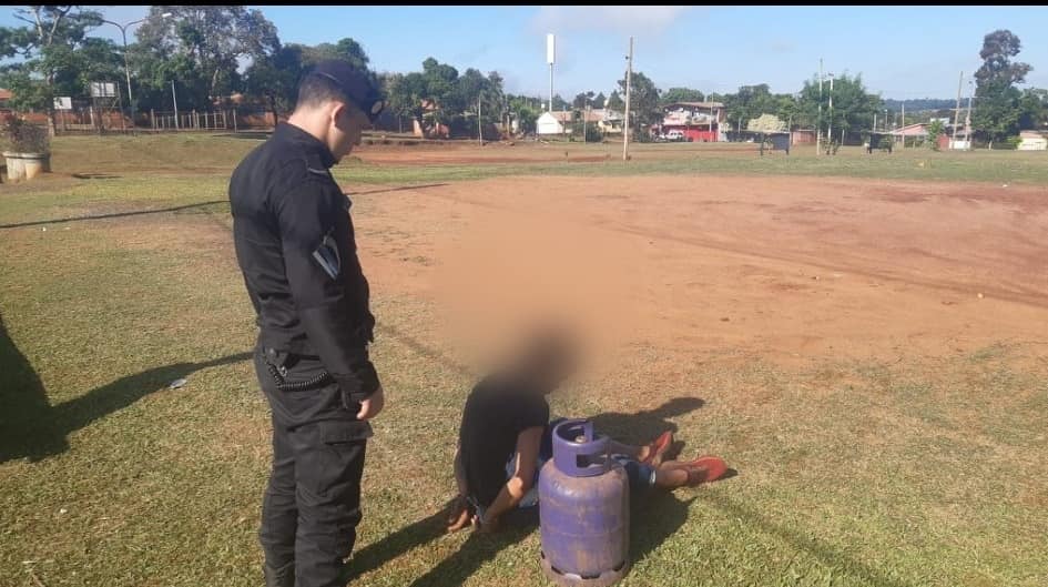 Detuvieron a un hombre y recuperaron objetos robados