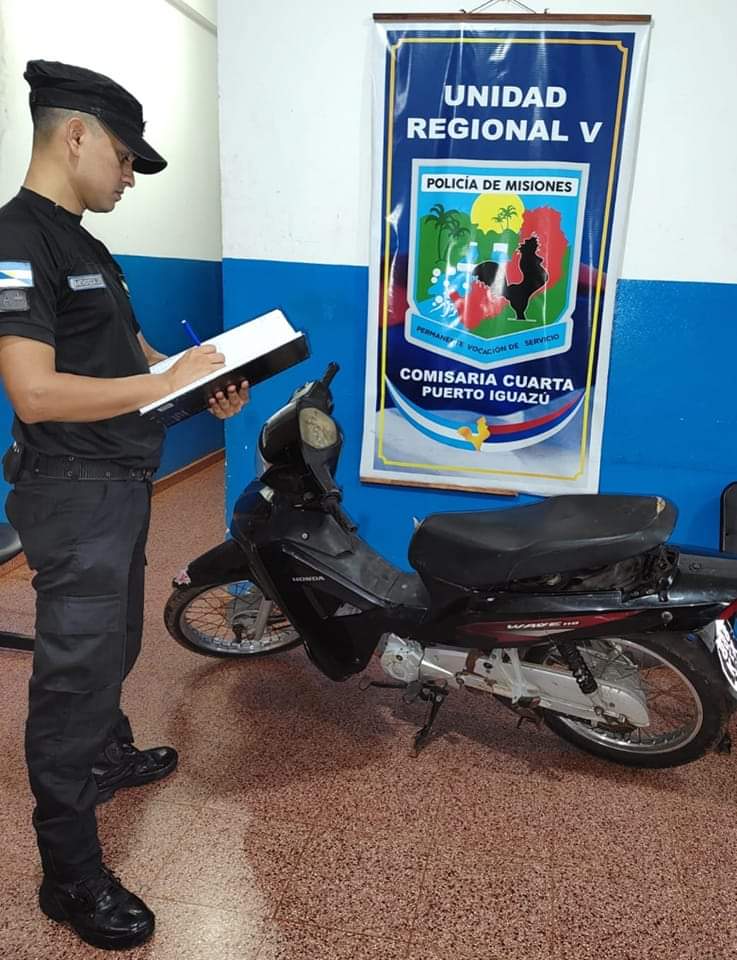 Compró una moto de dudosa procedencia y su suegra lo denunció.