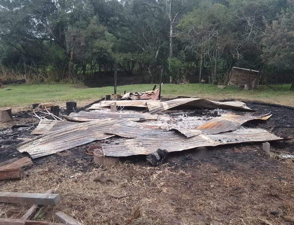 Un hombre murió en un incendio domiciliario en Puerto Esperanza