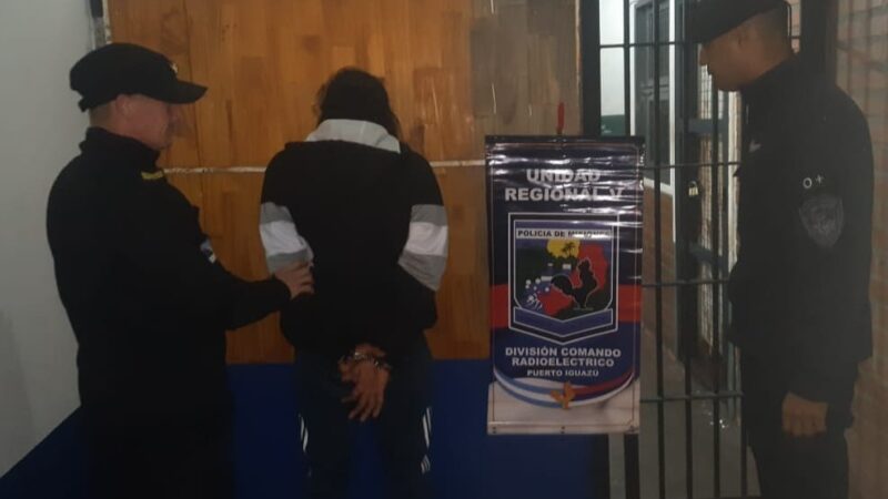 Operativos de nocturnidad: tres detenidos y una moto secuestrada