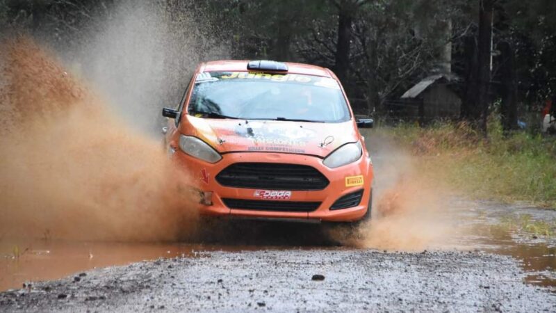 La lluvia marcó la Etapa 1 pero no paró la pasión de la gente en el Rally Integración