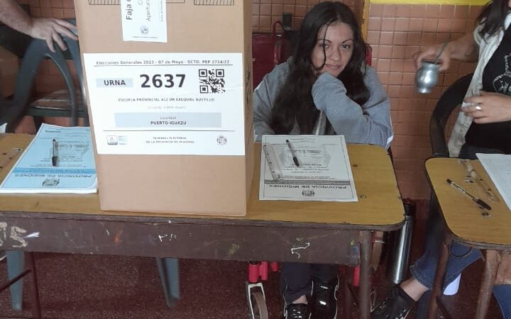 Milagros Díaz la joven huesos de Cristal fue convocada para ser autoridad de mesa