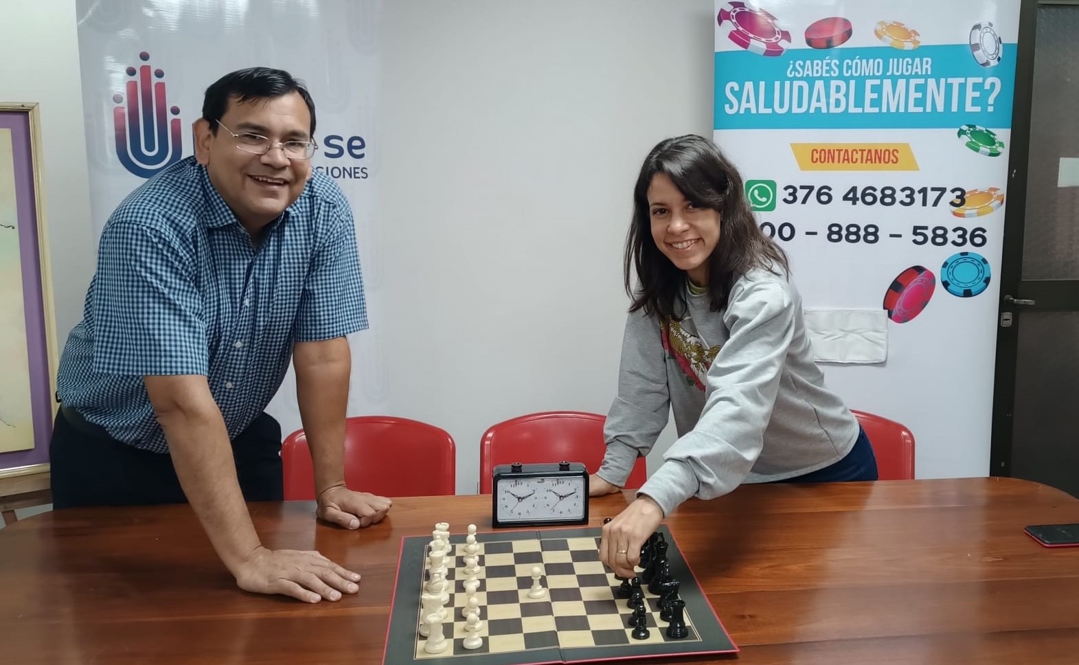 Juego Responsable donó tableros para torneo de ajedrez
