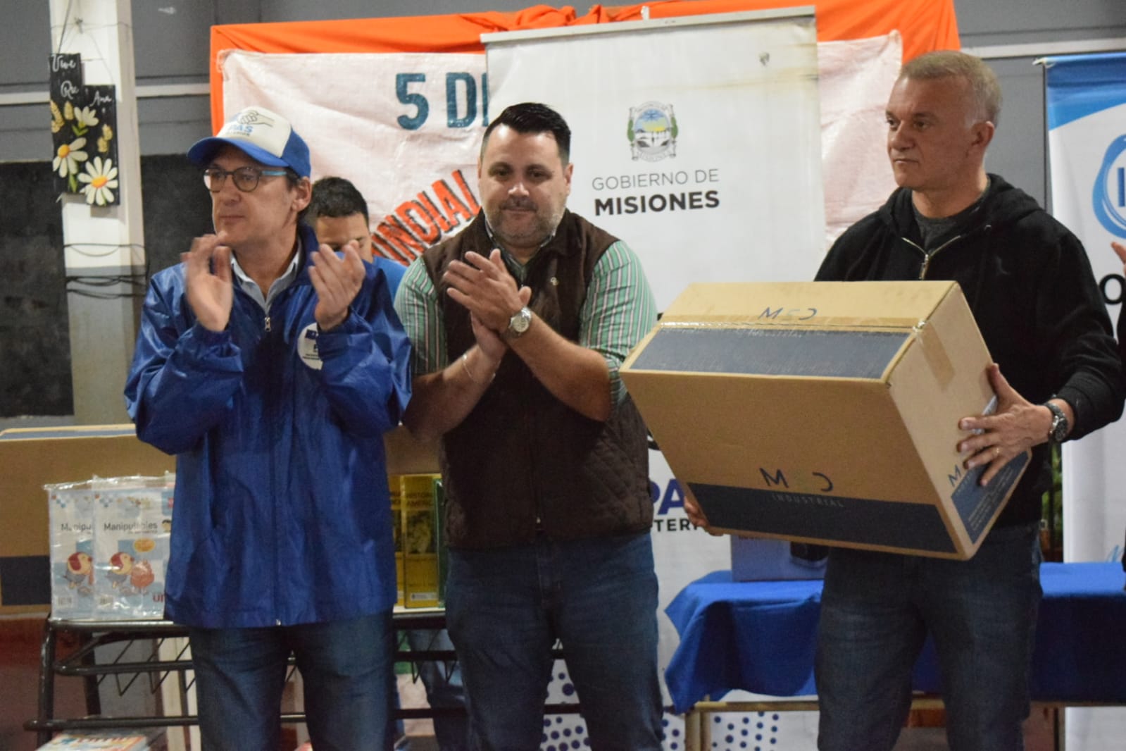 IPLyC Social entregó mobiliario en Santo Pipó