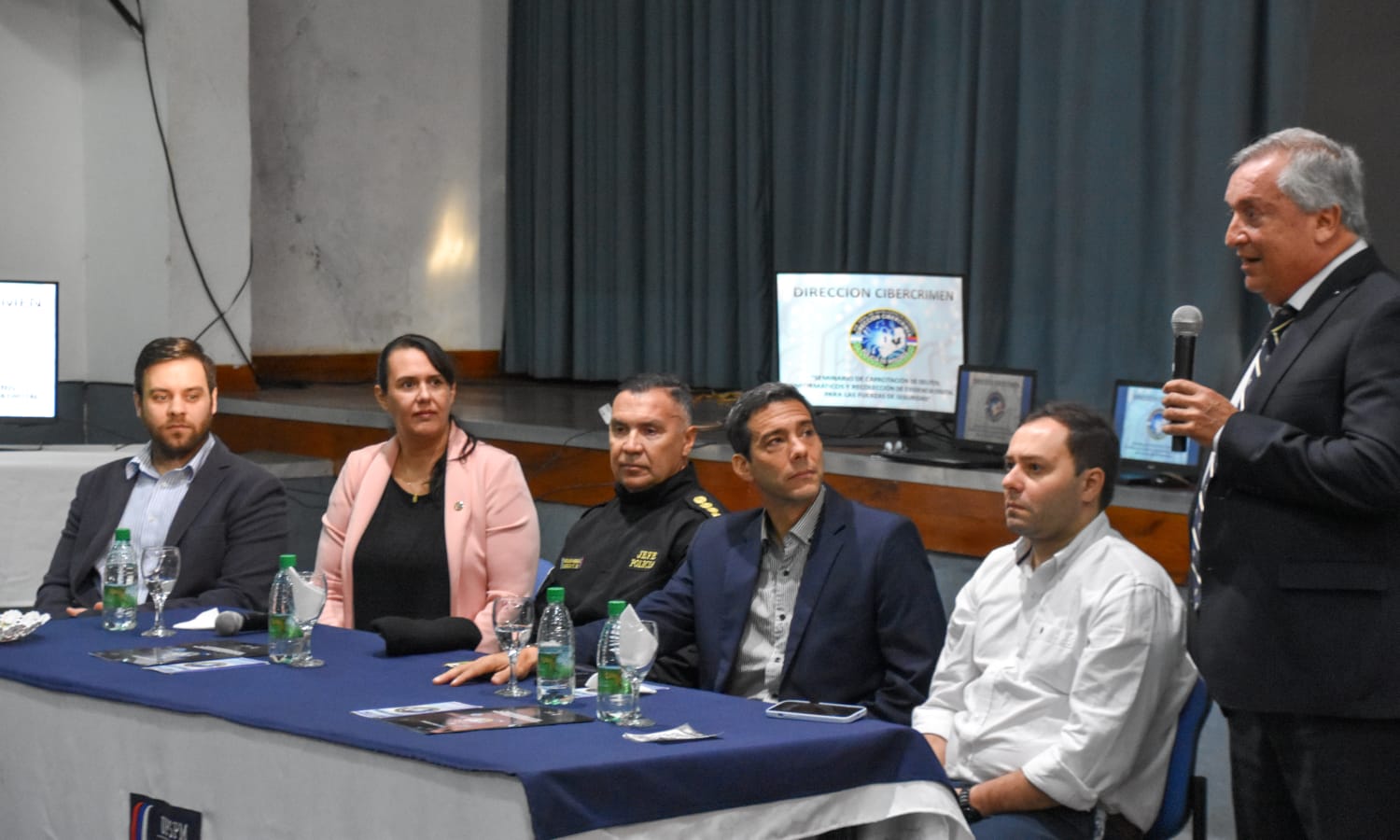 La Policía de Misiones se perfecciona para prevenir y abordar delitos informáticos