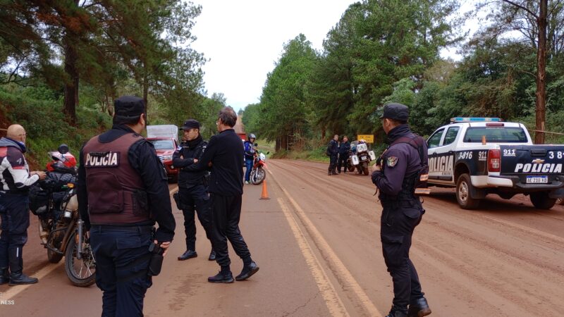 Colonia Mado: Familiares y amigos de Gabriela Simanek cortaron la ruta para exigir justicia