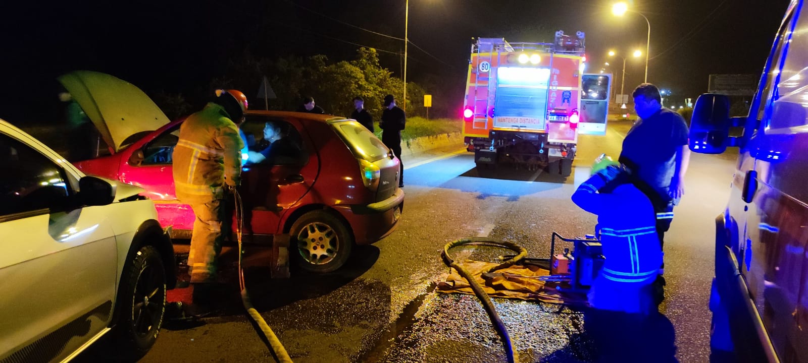 Conductor no respetó las normas de tránsito y provocó un siniestro vial sobre ruta 12