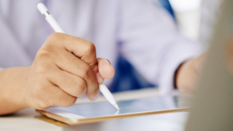 Rúbrica digital: Prórroga para la regularización de documentación laboral