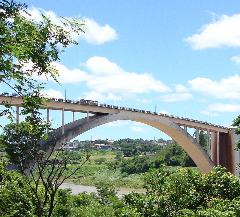 Paraguay actualiza su manual de migraciones y propone aplicar el sistema Schengen en la triple frontera 