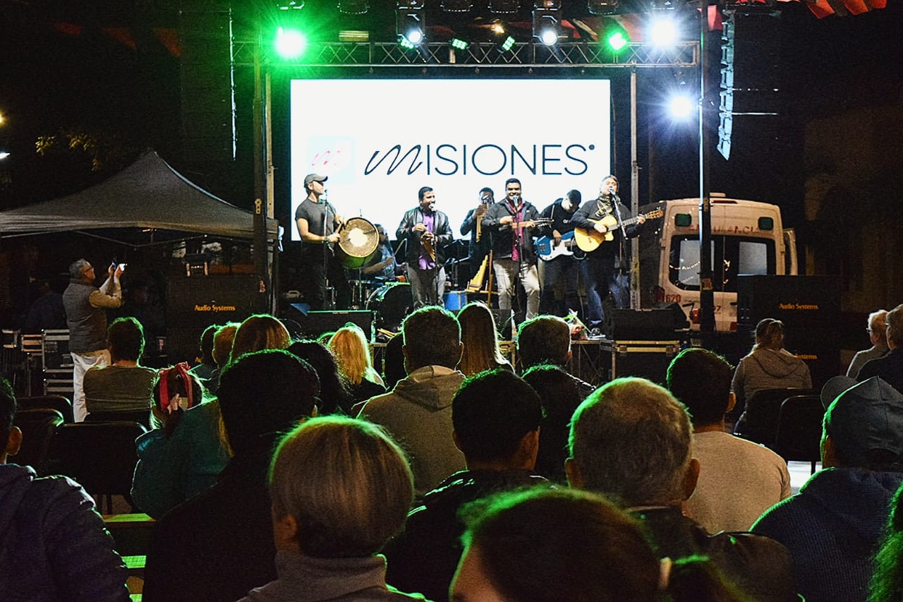 Baile de mi Tierra desplegó talento puro en Leandro N. Alem