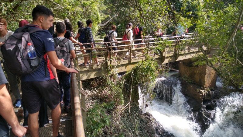 Cataratas más cerca de recibir el turista un millón
