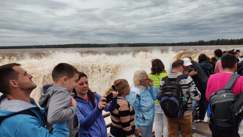 Casi 100 mil personas visitaron cataratas en lo que va del mes de julio