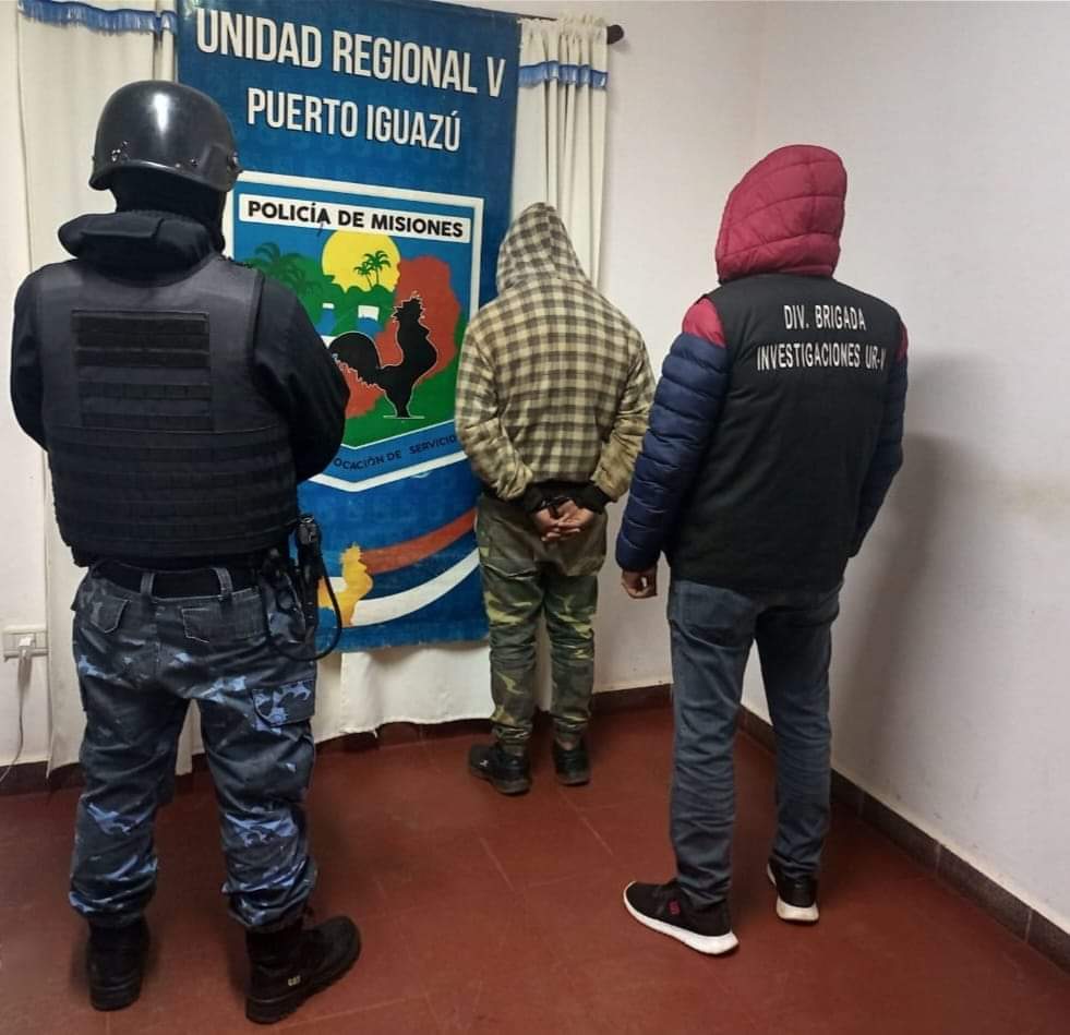 Capturaron a dos presuntos miembros de una banda dedicada al robo de camionetas