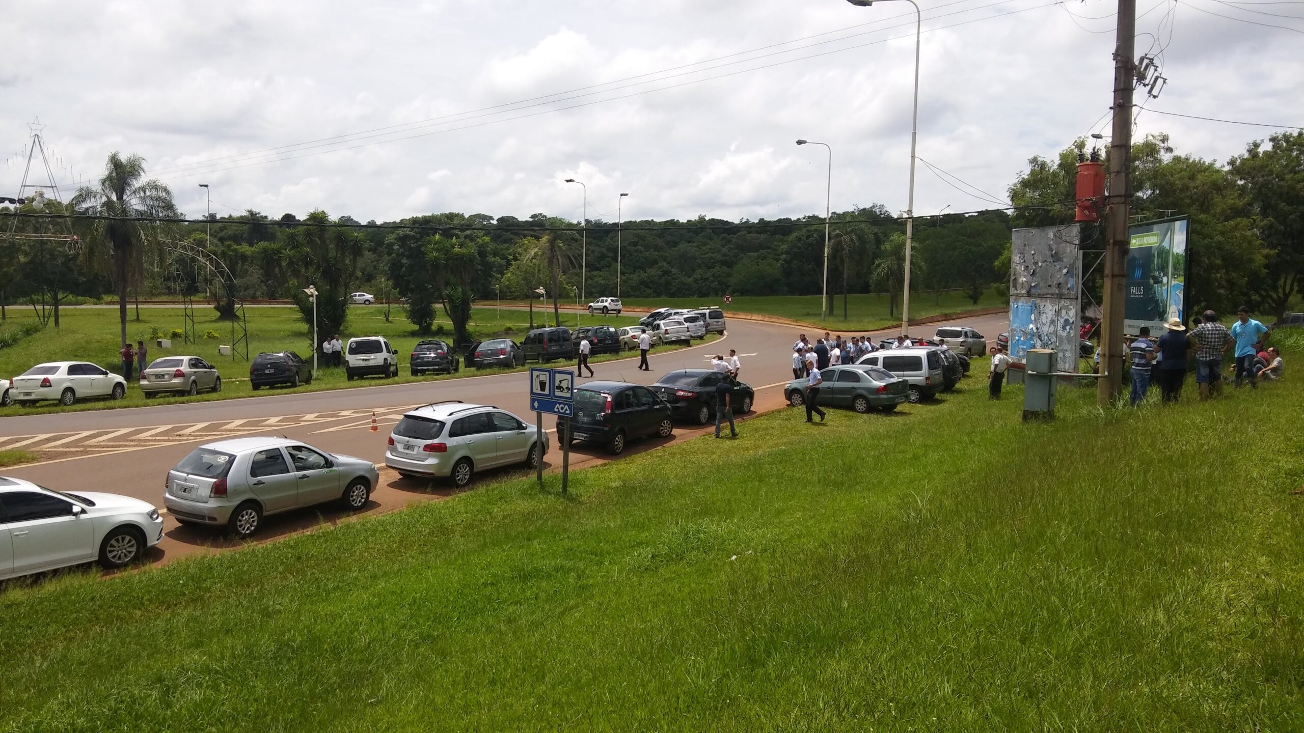 Tras el anuncio de Uber los taxistas de Iguazú convocan a una manifestación para evitar el desembarco