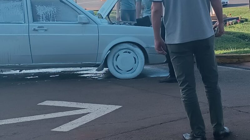 Se incendio un vehículo en una estación de servicio en Iguazú