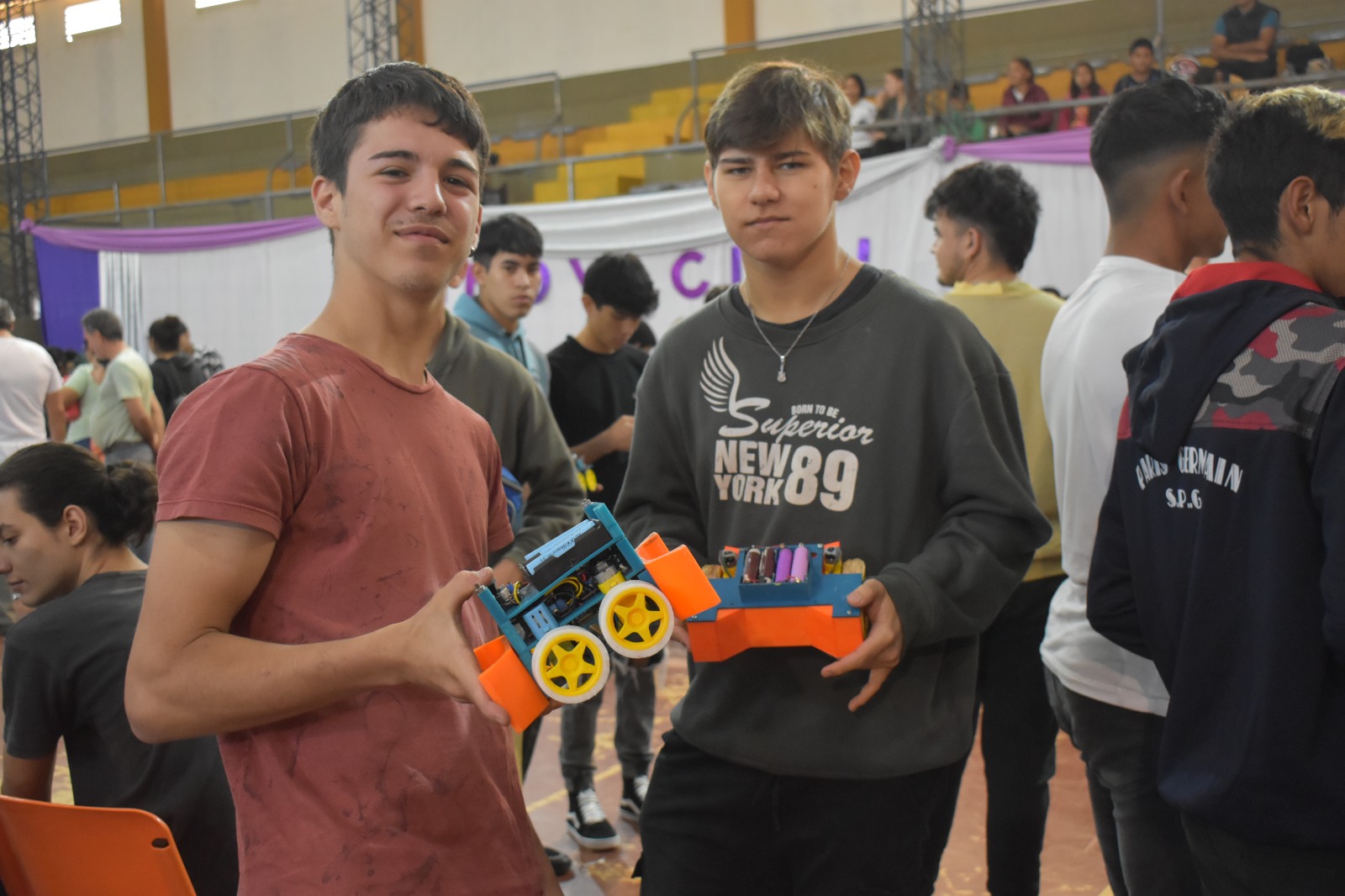 Con 120 inscriptos y 500 competidores cerró la séptima fecha de la Copa Robótica Misiones en Capioví