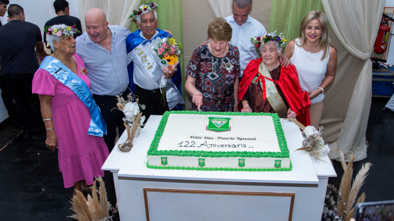 Unos pocos celebraron el aniversario de Iguazú