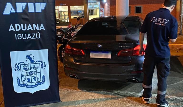 Iguazú: Aduana secuestró un auto de origen extranjero valuado 30 millones