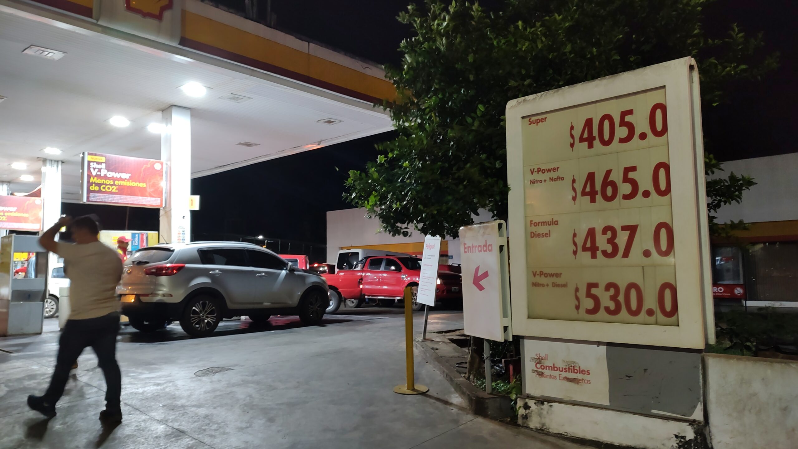 Shell Iguazú aumentó más del 5% sus productos este miércoles