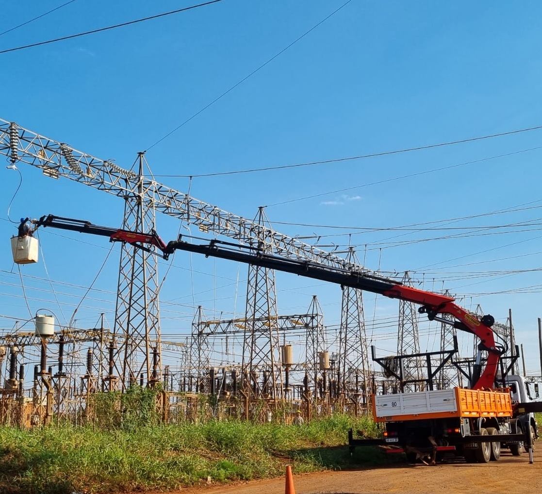 Realizaron trabajos de readecuación sobre línea 132 KV San Isidro-Gobernador Roca