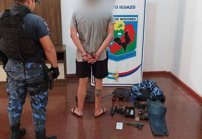 Arrestaron en Iguazú a un hombre que circulaba con un revolver en su mochila