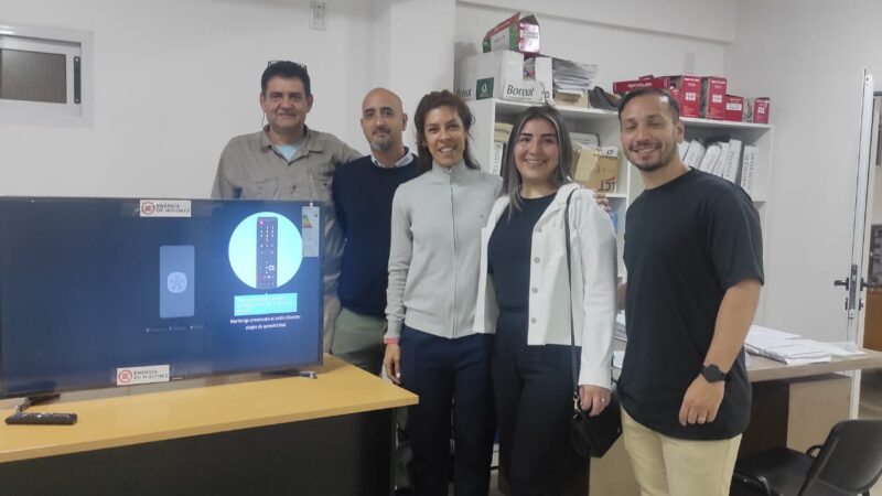 Sorteo de Energía de Misiones hizo entrega del Smart TV a su ganadora