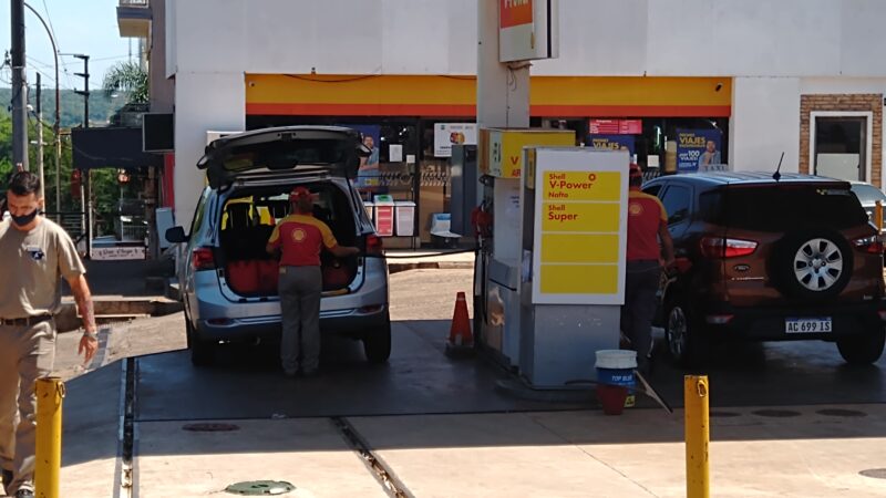 Proponen racionar el combustible en Iguazú y aumentaron el valor para extranjeros