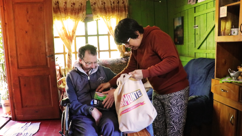 Con el premio del Inclusivo comprará un televisor para su esposo