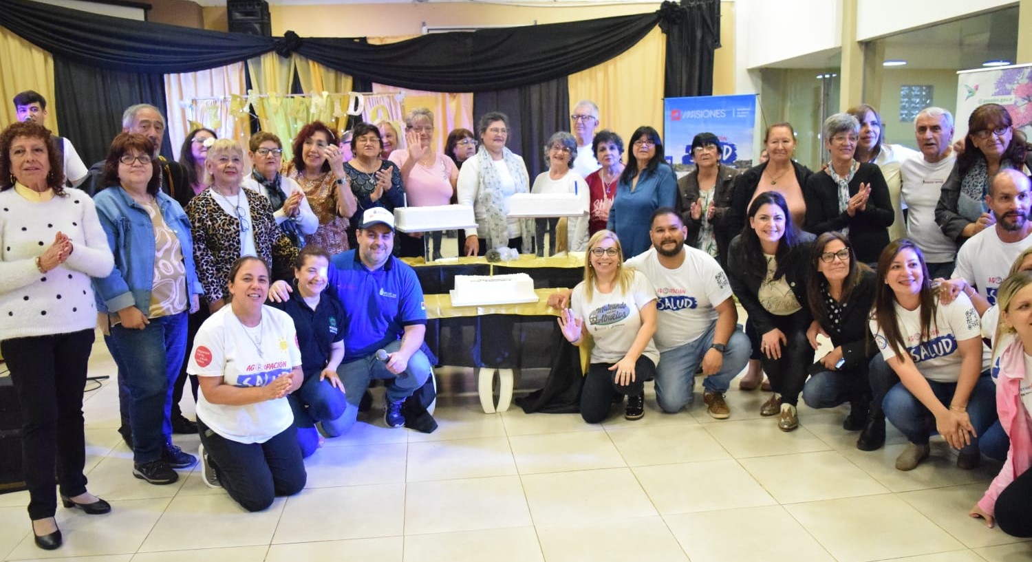 Abuelos disfrutaron de una tarde diferente en el Espacio Recreativo IPlyC