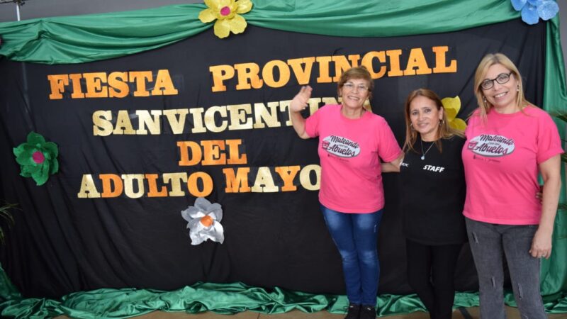 Masivo agasajo de abuelos en San Vicente