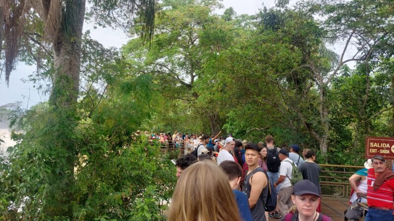 El sábado ingresaron más de 10 mil visitantes a Cataratas y se espera un número similar para hoy