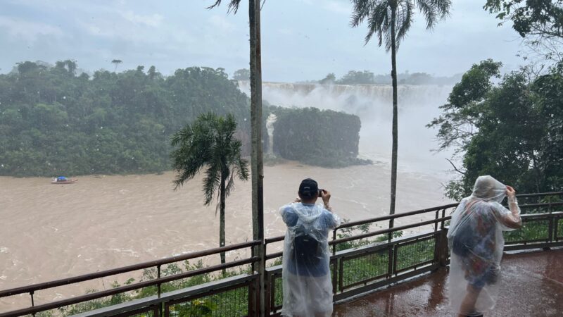 El circuito Garganta del diablo permanecerá cerrado por el aumento del caudal del rio Iguazú