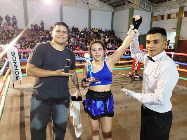 San Pedro: Ante un gran público púgiles Iguazuenses lograron varias victorias