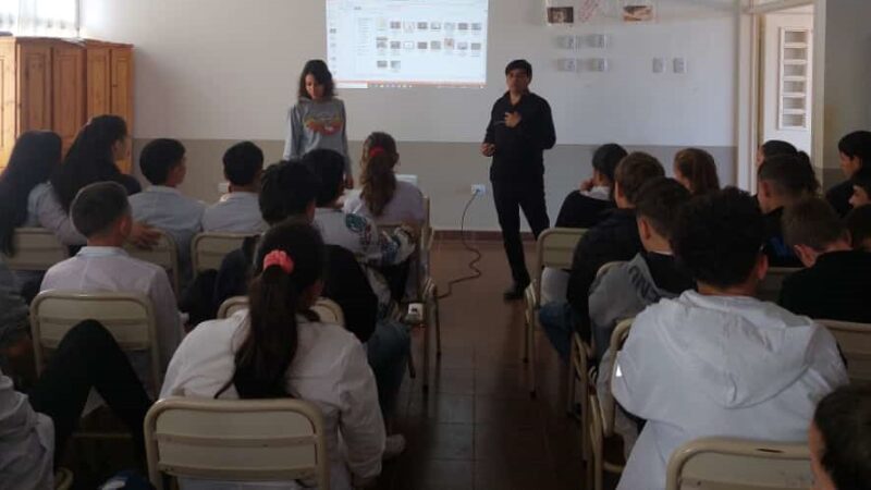 Juego Responsable visitó colegios de 25 de Mayo