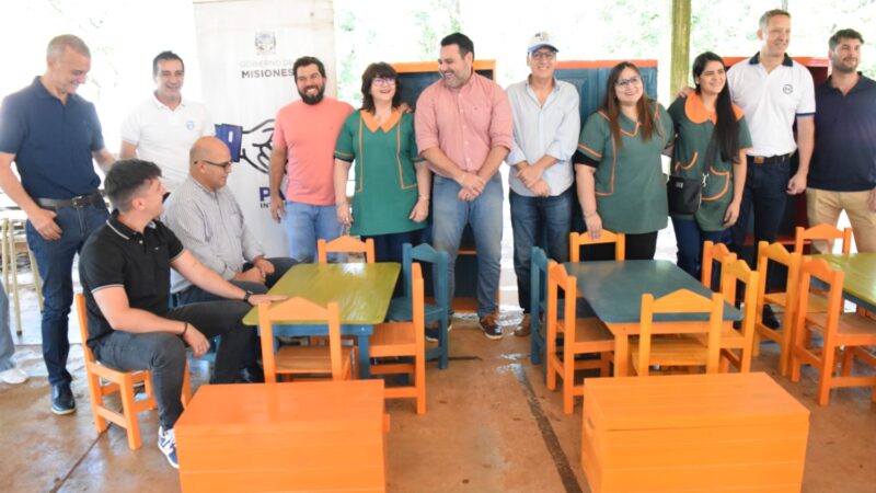 IPLyC Social entregó mobiliario para NENI de Corpus