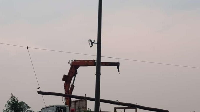 Optimizan la red de distribución de energía eléctrica en Puerto Esperanza y Campo Viera