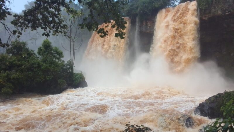 En cataratas el caudal se reduce, pero el rio Iguazú inferior se incrementa
